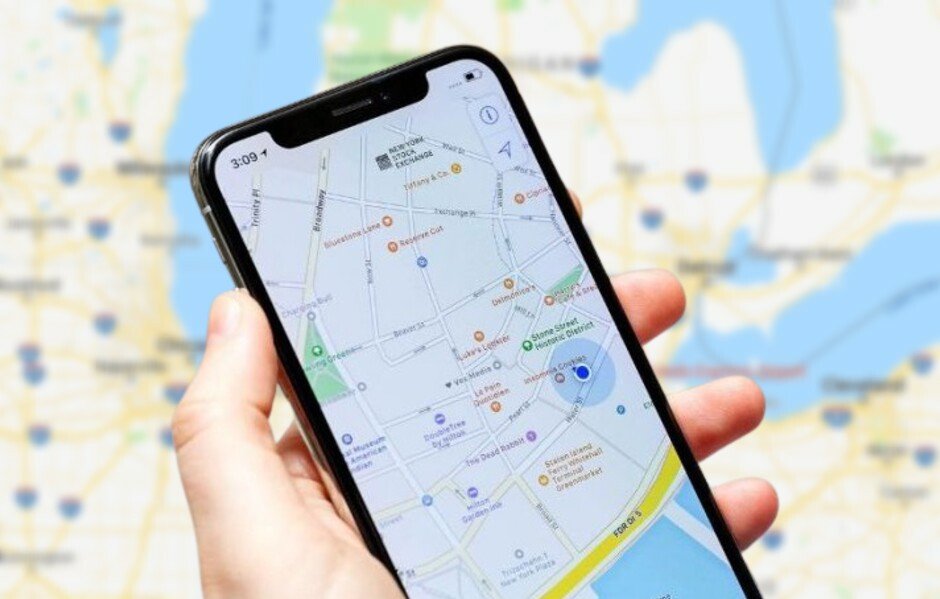 how to track someone's phone location without them knowing